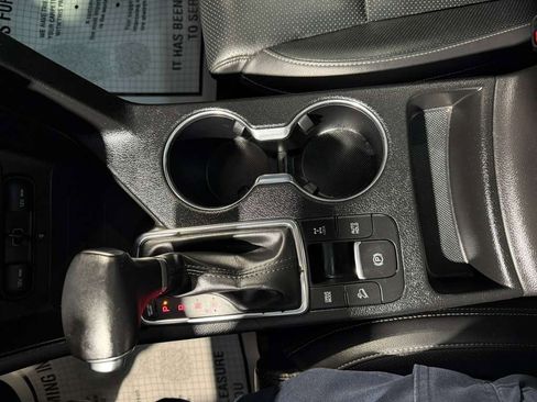 Used 2022 Kia Sportage Nightfall Edition w/ Nighfall AWD Premium Package image 19