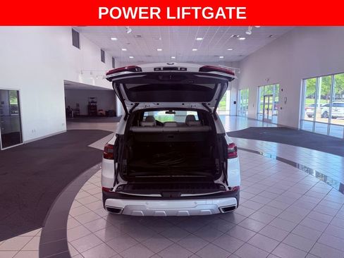 Used 2021 BMW X5 xDrive45e w/ Executive Package 3 AWD/4WD image 7