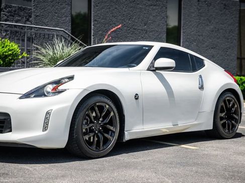 Used 2013 Nissan 370Z Coupe RWD image 53