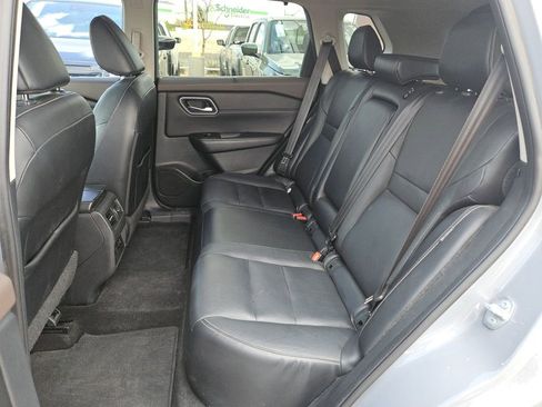 Used 2021 Nissan Rogue SL image 22