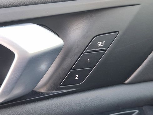 Used 2024 BMW X5 xDrive50e image 19