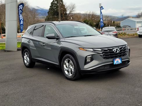 Used 2024 Hyundai Tucson SEL image 3