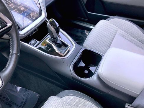 Certified 2024 Subaru Outback Premium AWD/4WD image 15