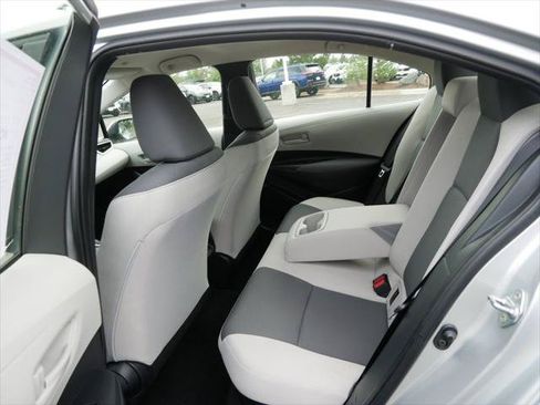 Certified 2025 Toyota Corolla LE FWD image 11