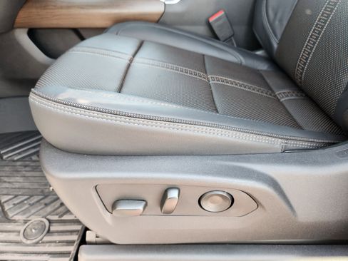 New 2025 Chevrolet Silverado 1500 High Country w/ Midnight Edition image 19