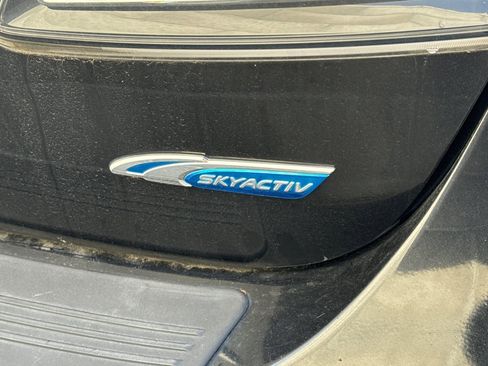 Used 2012 MAZDA MAZDA3 i Grand Touring image 5