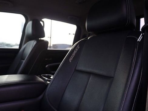 Used 2018 Nissan Titan PRO-4X w/ Pro-4x Convenience Package image 20