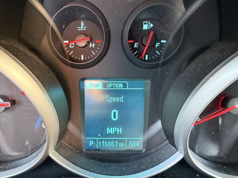 Used 2014 Chevrolet Cruze LS image 13