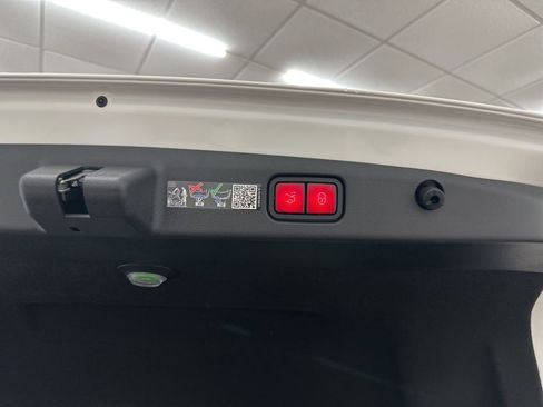 New 2026 Mercedes-Benz E 350 Sedan image 25