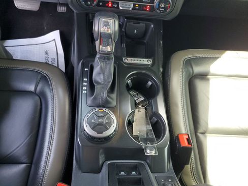 Certified 2025 Ford Bronco Outer Banks AWD/4WD image 33