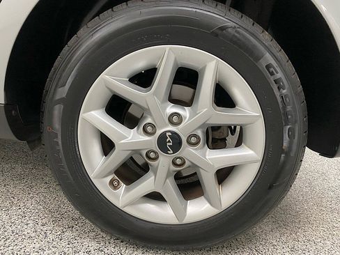 Used 2024 Kia Soul LX w/ Option Group 015 image 24