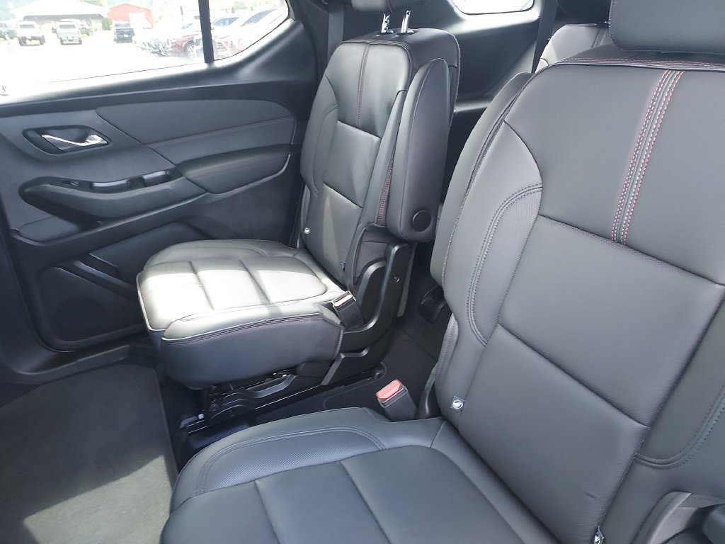 Used 2023 Chevrolet Traverse RS AWD/4WD image 31