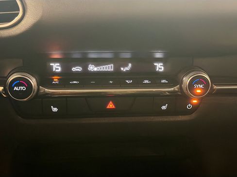 Used 2025 MAZDA CX-30 AWD 2.5 S w/ Preferred Package image 23