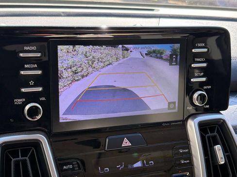 Used 2021 Kia Sorento S w/ Panoramic Sunroof Package image 19