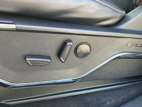 Used 2023 Ford F150 Lariat image 20