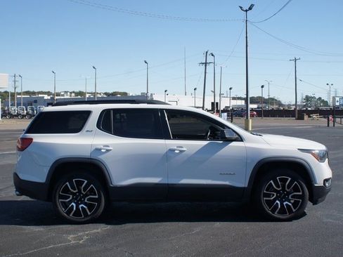 Used 2019 GMC Acadia SLT w/ Black Edition image 21