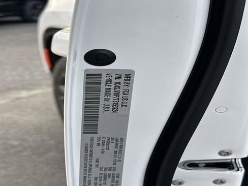 New 2026 Jeep Grand Wagoneer Limited w/ Premium Group II image 16