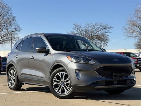 Used 2021 Ford Escape SEL w/ Technology Package image 2