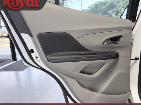 Used 2015 Buick Encore Leather FWD image 11