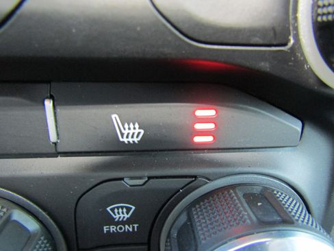 Used 2022 RAM 1500 Big Horn AWD/4WD image 33