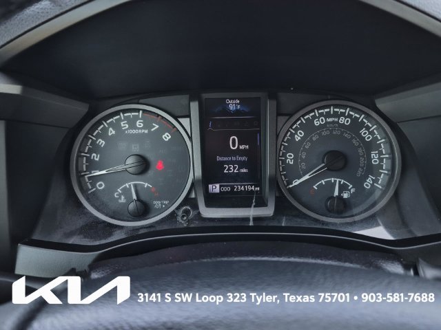 Used 2016 Toyota Tacoma TRD Off-Road w/ Towing Package AWD/4WD image 28