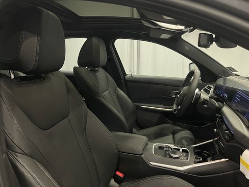 Used 2025 BMW 330i xDrive Sedan w/ M Sport Package image 15