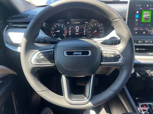 Used 2025 Jeep Compass Limited AWD/4WD image 52