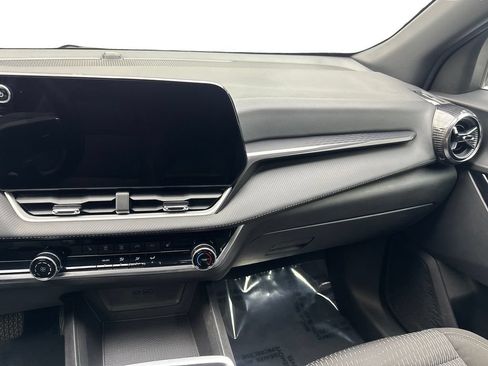 Used 2025 Chevrolet Equinox LT FWD image 53