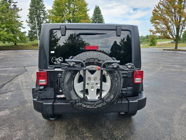 Used 2015 Jeep Wrangler Sport w/ Quick Order Package 24S AWD/4WD image 4