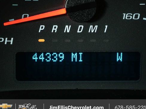 Certified 2025 Chevrolet Express 2500 w/ Driver Convenience Package RWD image 8