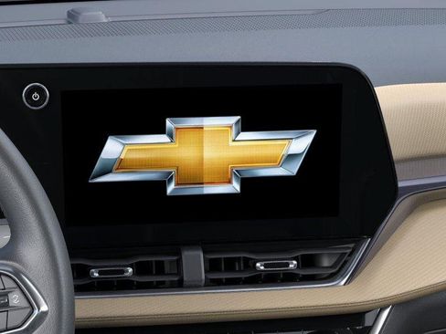New 2027 Chevrolet Equinox ACTIV w/ Safety and Technology Package AWD/4WD image 20