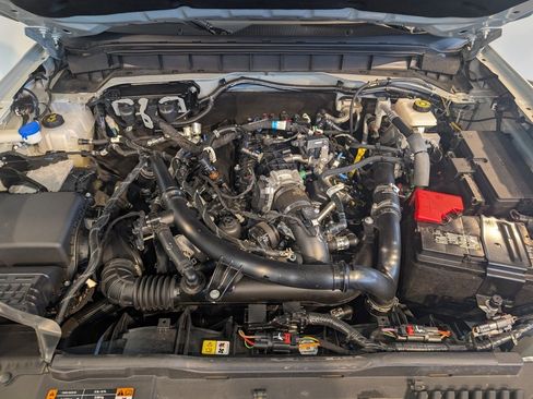 Used 2024 Ford Bronco Wildtrak image 31