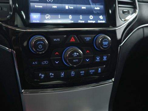 Used 2021 Jeep Grand Cherokee Summit image 23