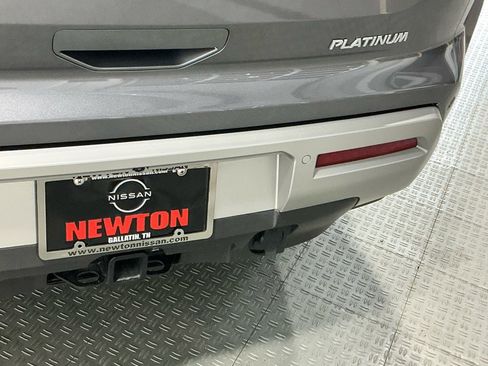 Used 2024 Nissan Pathfinder Platinum w/ Cargo Package image 8