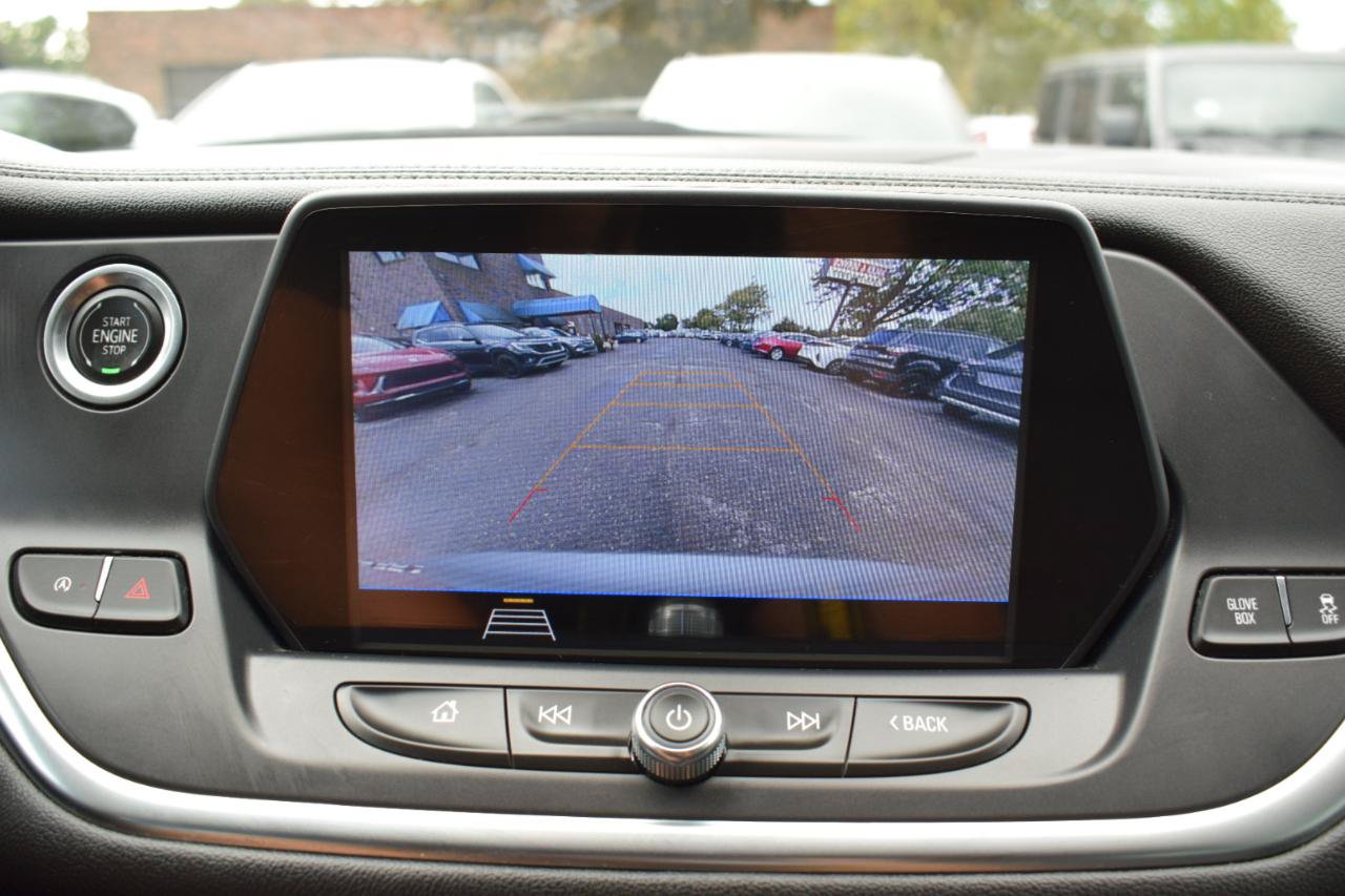 Used 2020 Chevrolet Blazer LT FWD image 25