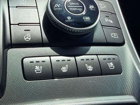 Used 2023 Hyundai Santa Fe Calligraphy AWD/4WD image 30