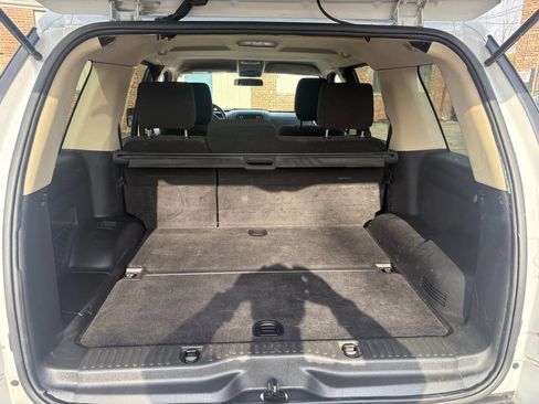 Used 2010 Ford Explorer XLT image 13