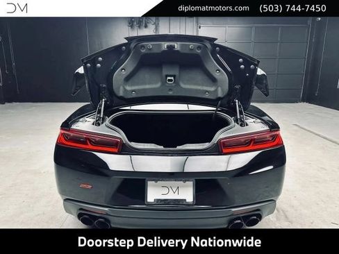 Used 2018 Chevrolet Camaro SS RWD image 42
