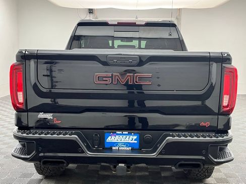 Used 2021 GMC Sierra 1500 AT4 w/ AT4 Premium Package AWD/4WD image 7