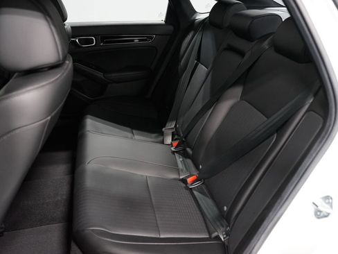 Used 2025 Honda Civic Sport image 31