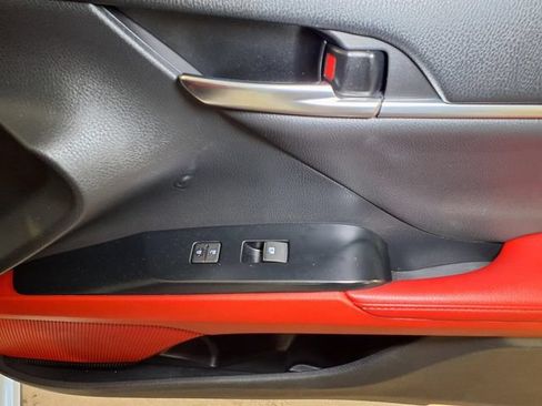 Used 2019 Toyota Camry XSE w/ Driver Assist Package FWD image 29