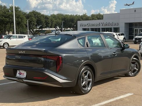 Used 2025 Kia K4 FWD image 4