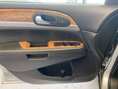 Used 2012 Buick Enclave Leather image 22