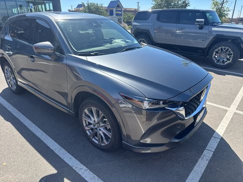 Used 2024 MAZDA CX-5 AWD 2.5 S w/ Premium Plus Pkg image 4