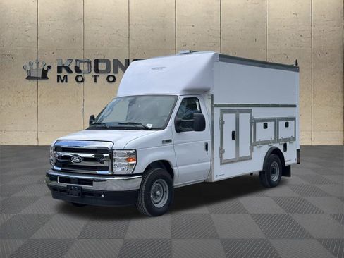 New 2026 Ford E-350 and Econoline 350 Super Duty w/ Power Equipment Group image 1