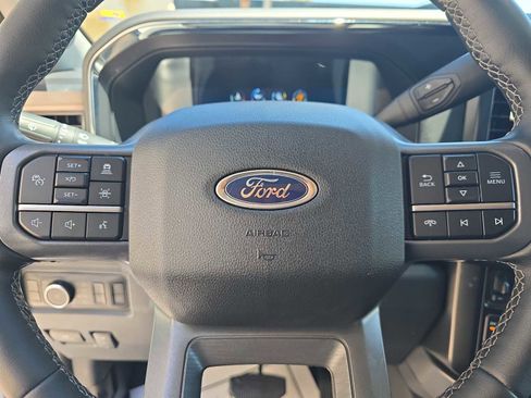 Used 2025 Ford F250 Lariat w/ Lariat Ultimate Package AWD/4WD image 25