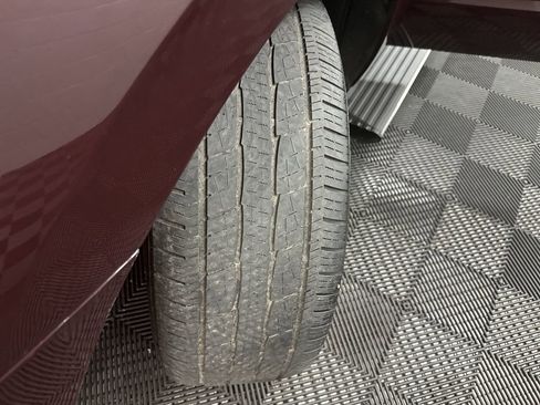 Used 2024 Ford Expedition Limited image 39