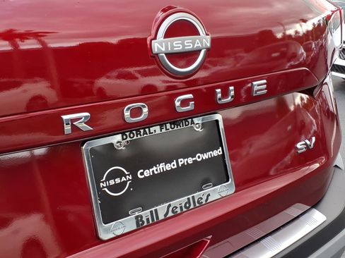 Certified 2023 Nissan Rogue SV image 29