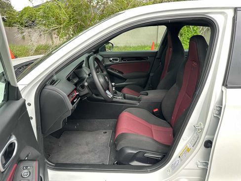 Used 2026 Honda Civic Si image 2