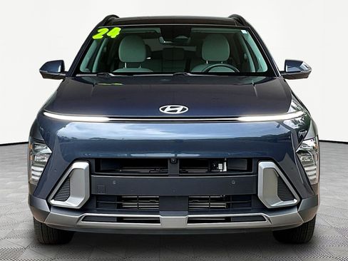 Used 2024 Hyundai Kona Limited AWD/4WD image 2